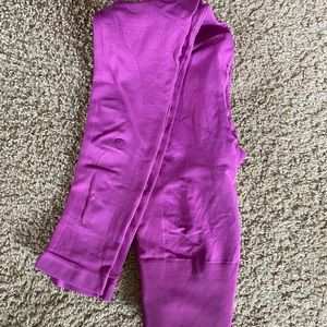 Lululemon high rise compression leggings